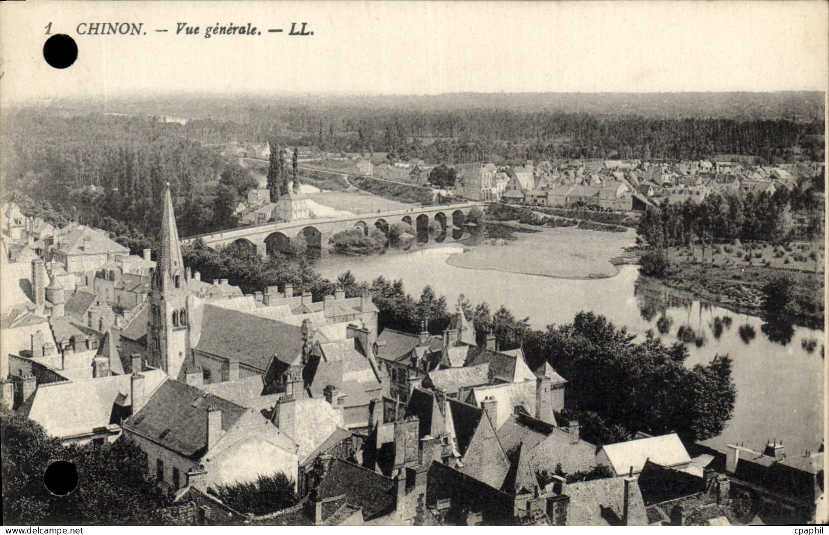 CPA Chinon vue generale