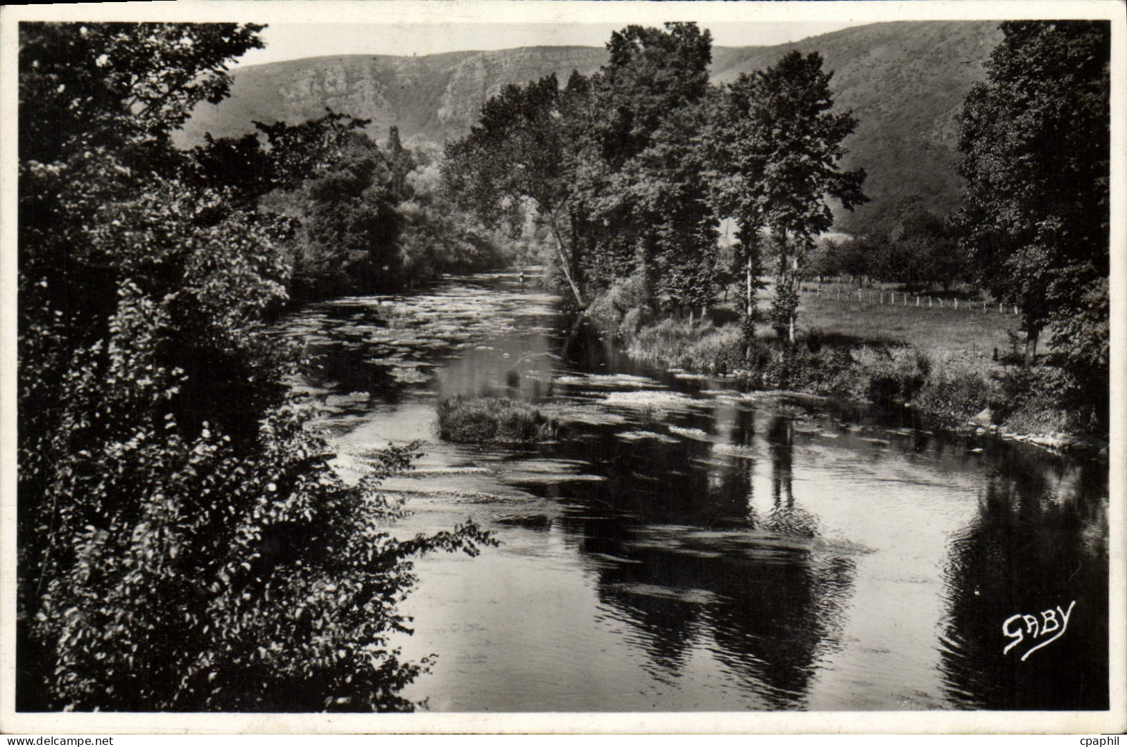 CPA Clecy Calvados les rives du Vey