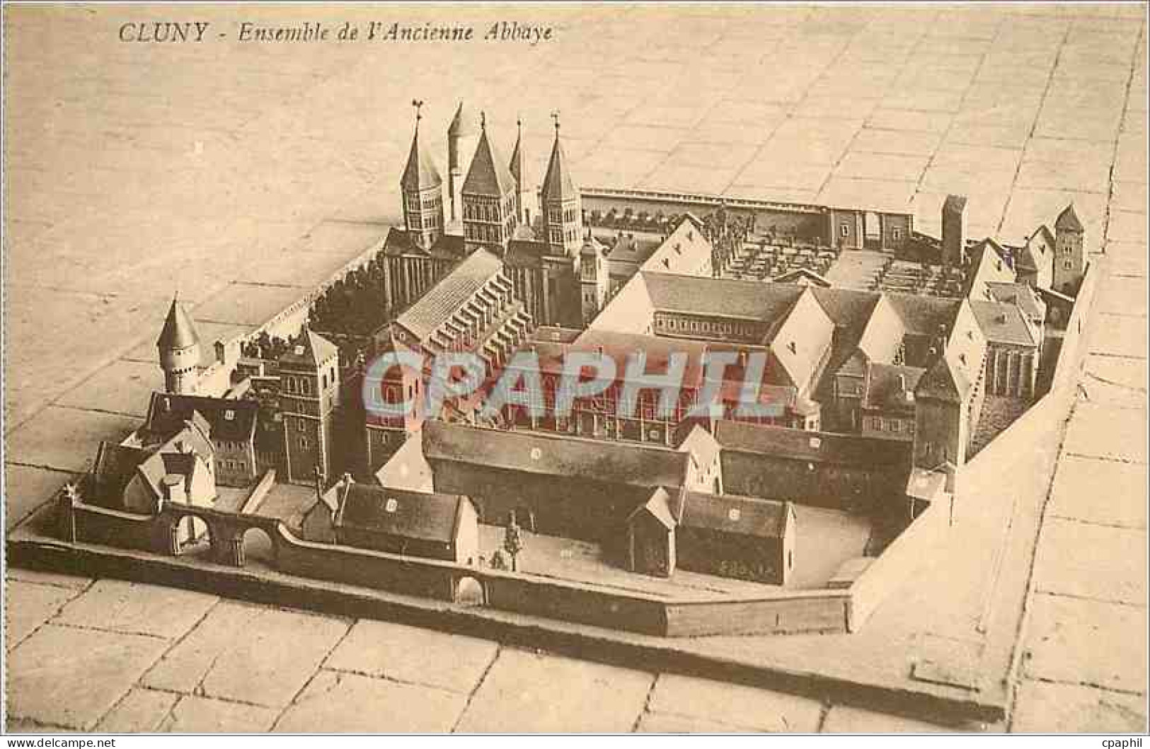 CPA Cluny Ensemble de l'Ancienne Abbaye