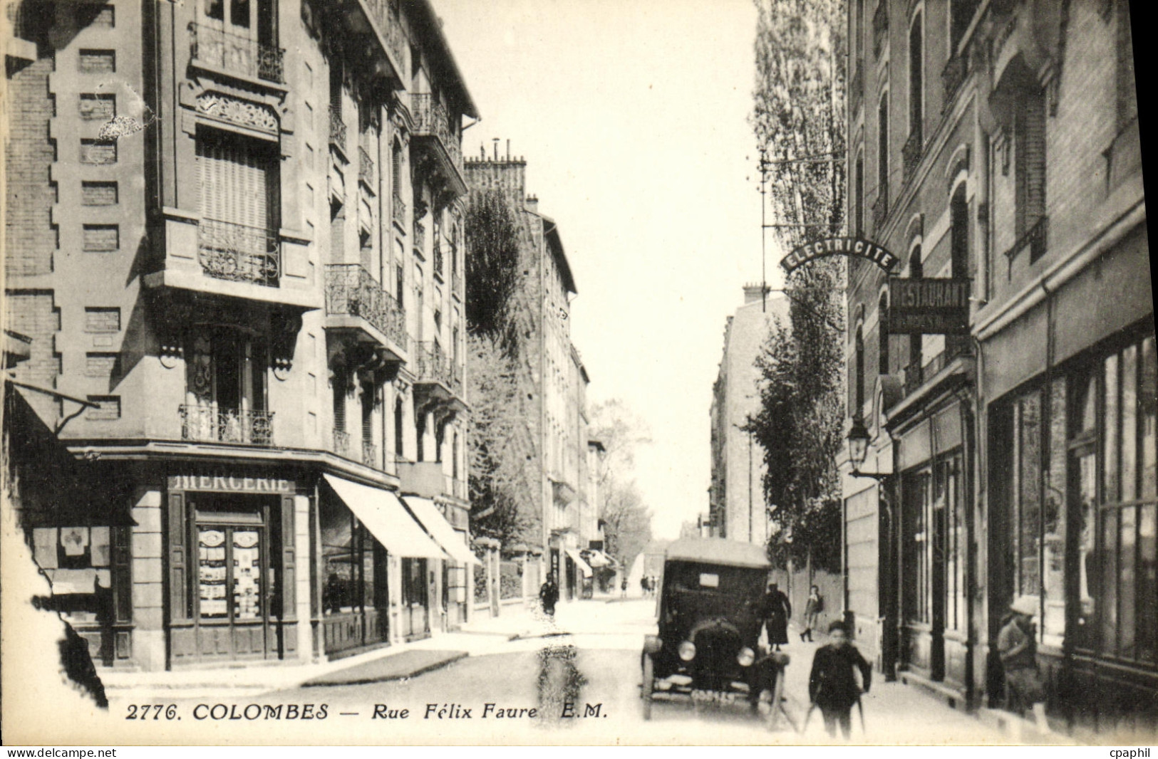 CPA Colombes Rue Felix Faure Mercerie