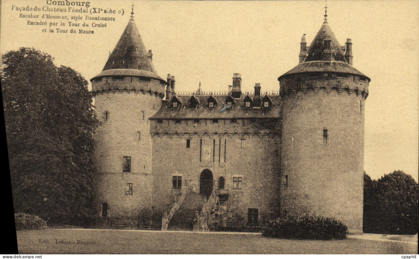 CPA Combourg Facade du Chateau