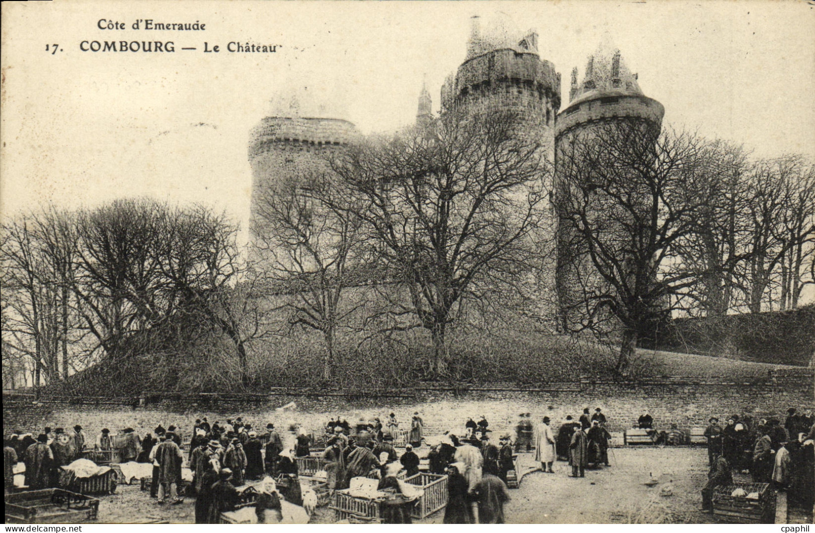 CPA Combourg Le Chateau Marche