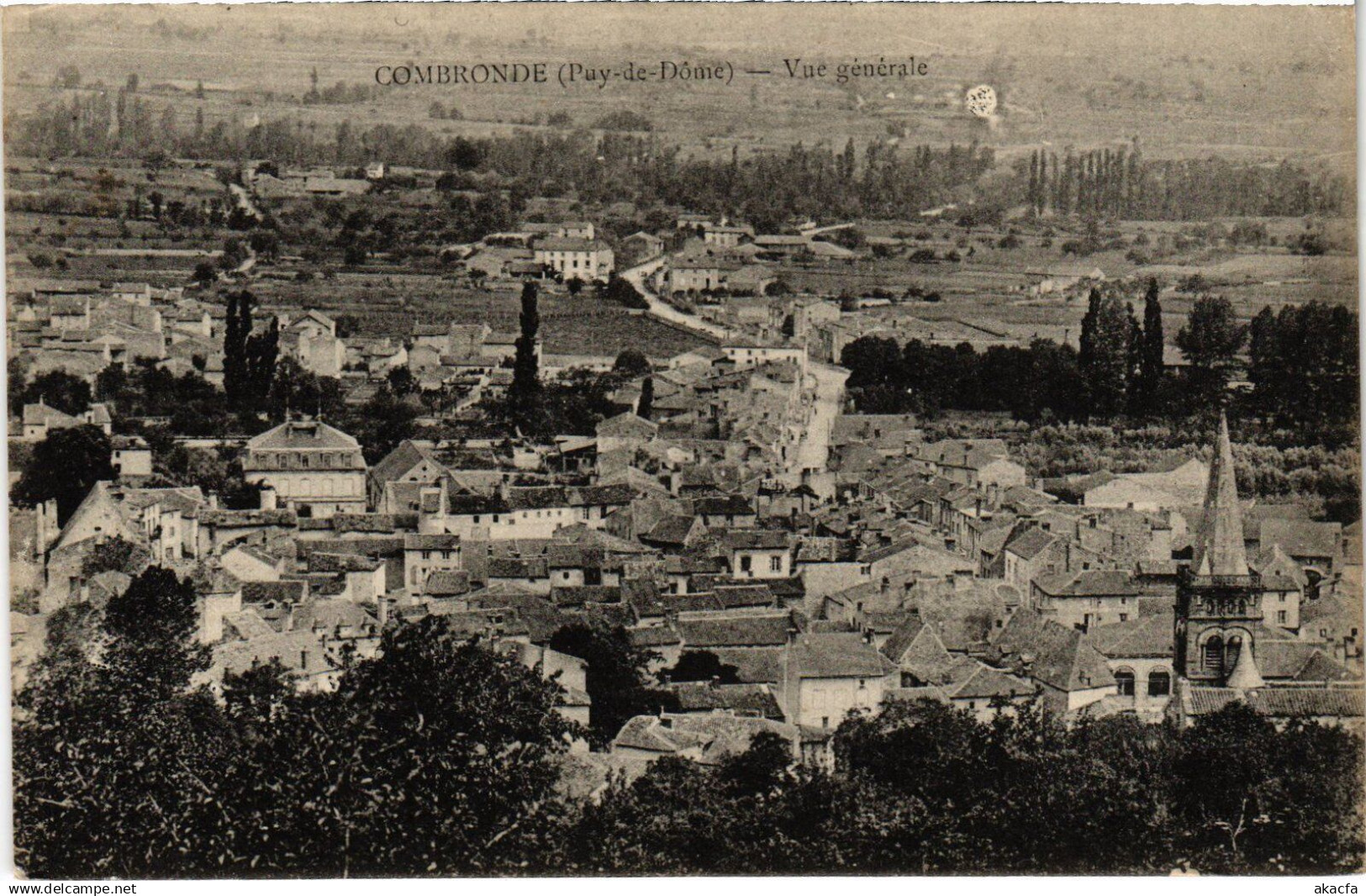CPA Combronde Vue Generale FRANCE (1304353)