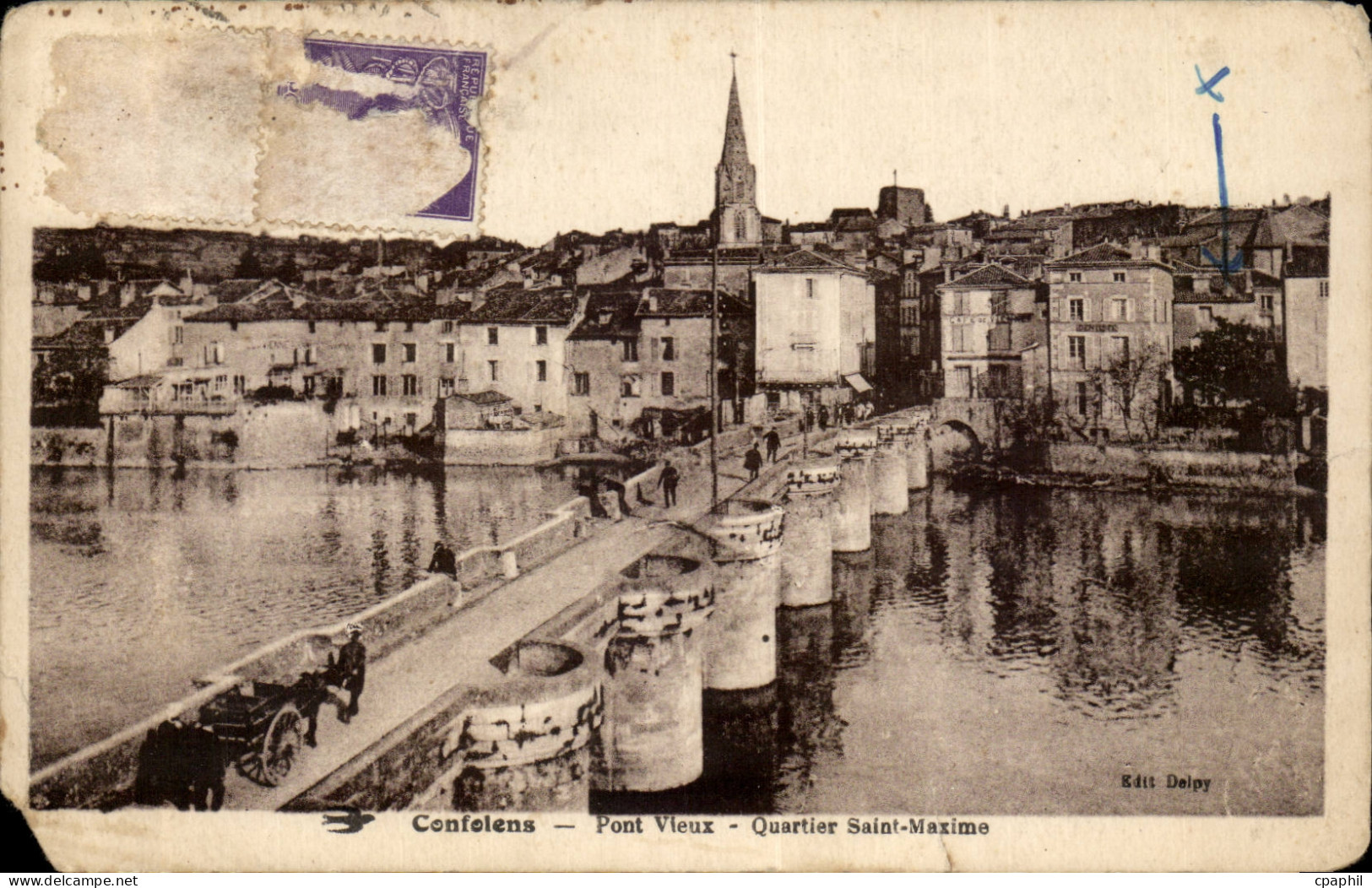 CPA Confolens Pont vieux Quartier Saint maxime