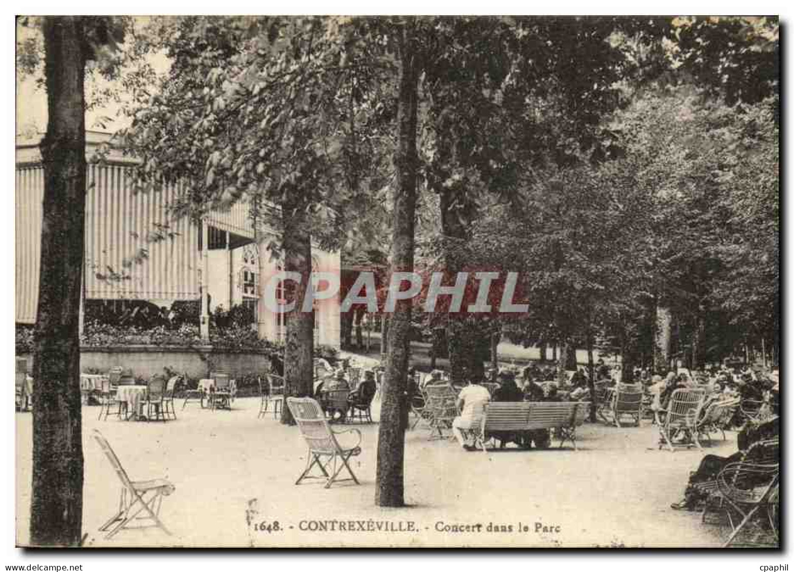 CPA Contrexeville Concert Dans le Parc