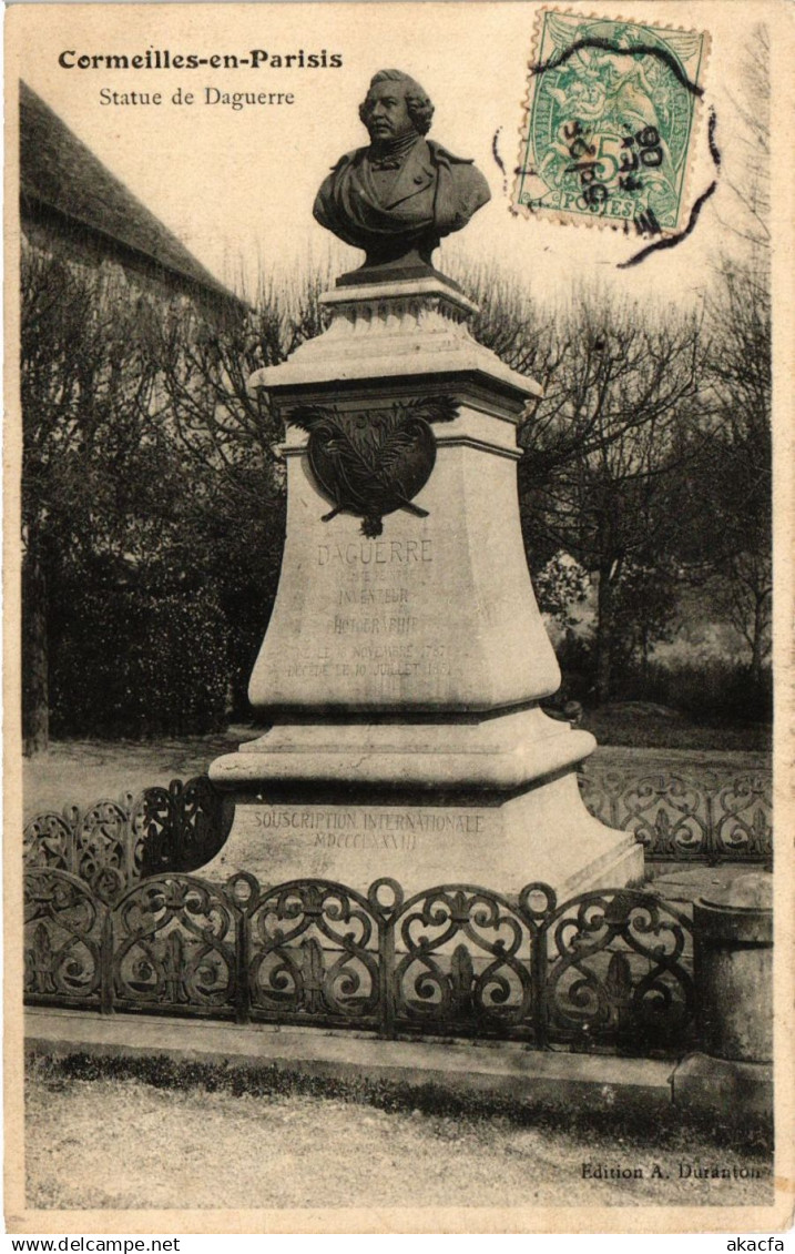 CPA Cormeilles-en-Parisis - Statue de Daugerre (290219)