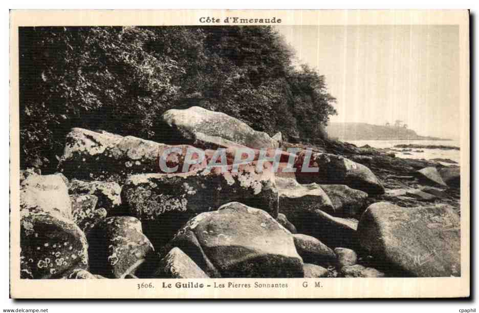 CPA Cote d Emeraude Le Guildo Les pierres sonnantes