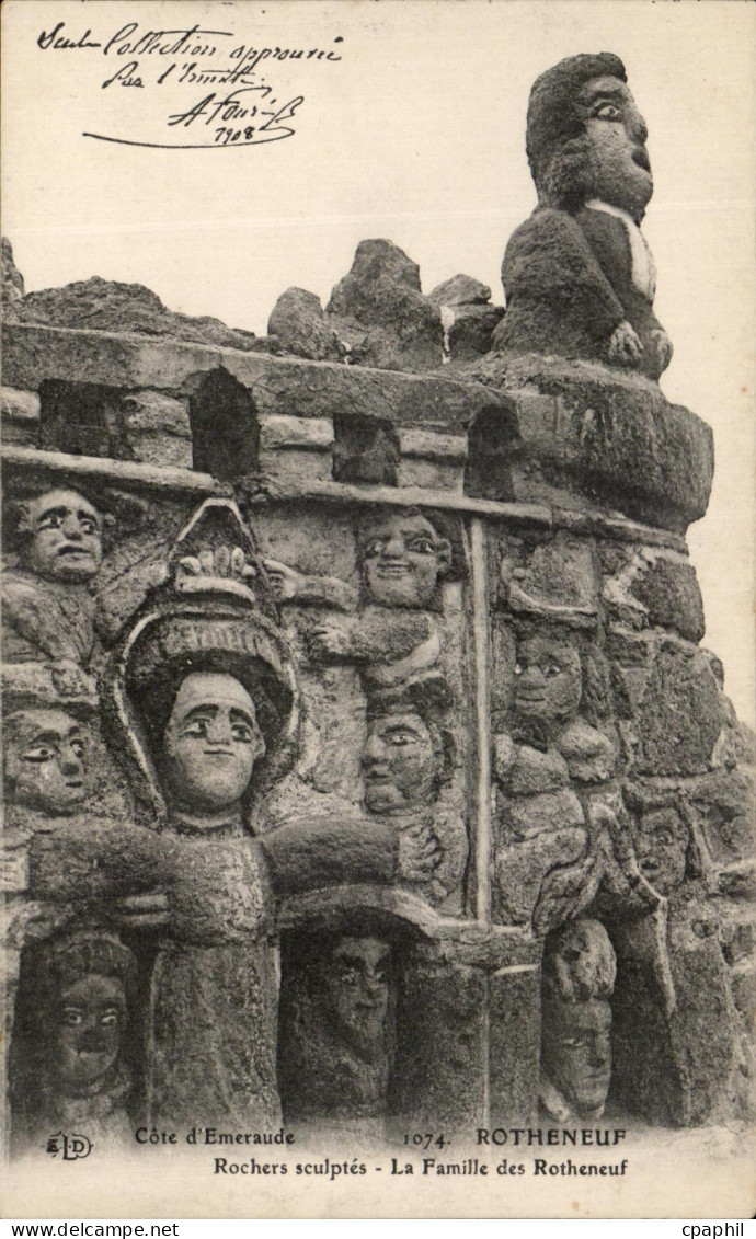 CPA Cote d'Emeraude Rotheneuf Rochers sculptes La Famille des Rotheneuf
