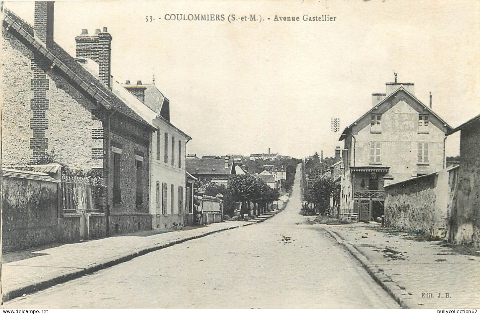 CPA Coulommiers 77/113