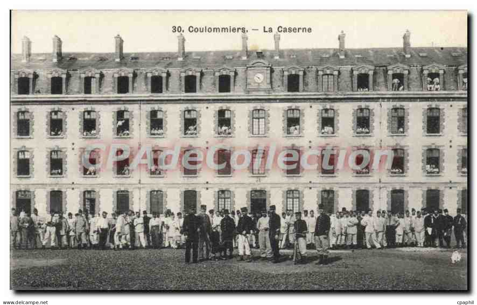 CPA Coulommiers La Caserne