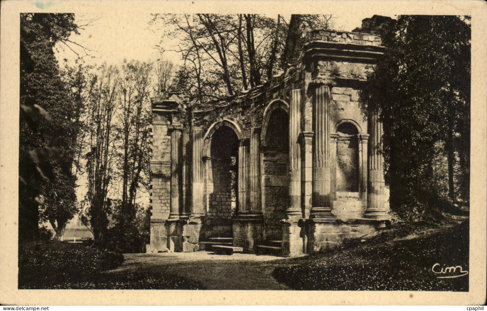 CPA Coulommiers Parc des cApucins