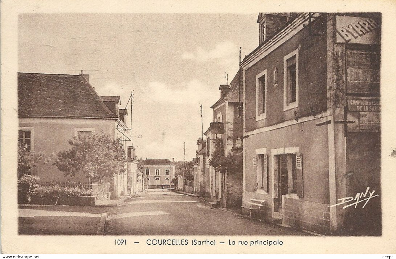 CPA Courcelles La Rue Principale