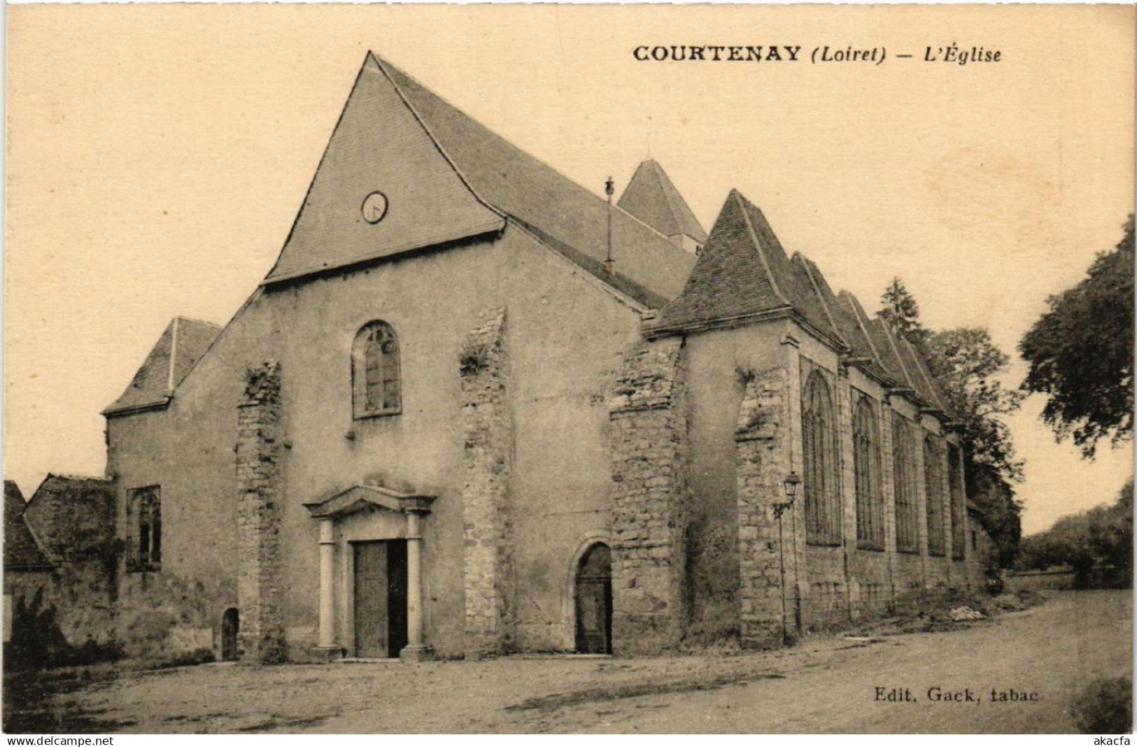 CPA COURTENAY - Église (632128)
