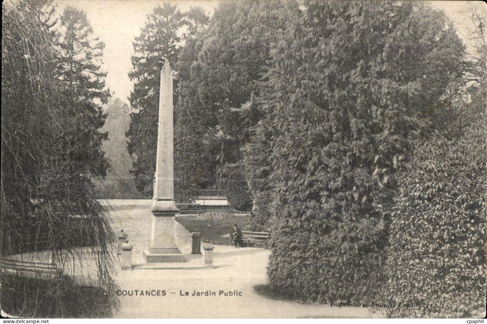CPA Coutances Le Jardin Public