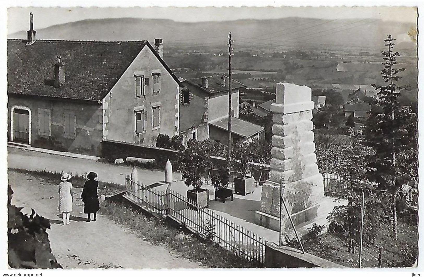 CPA CPSM 01 Challex le monument près de Pougny Collonges Farges Saint St Jean de Gonville Péron Dardagny Thoiry Sergy