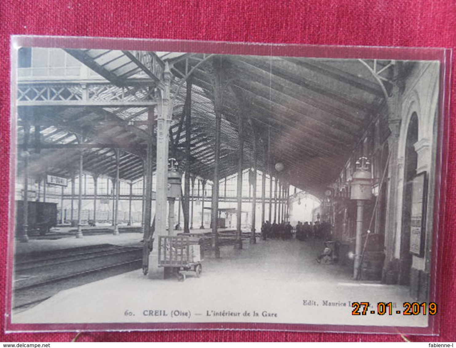 CPA - Creil - L'intérieur de la Gare
