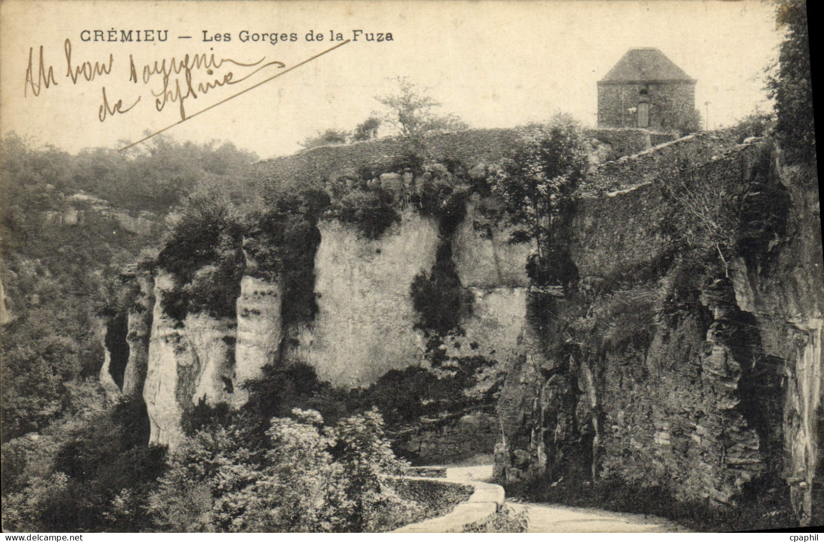 CPA Cremieu Les Gorges de la Fuza