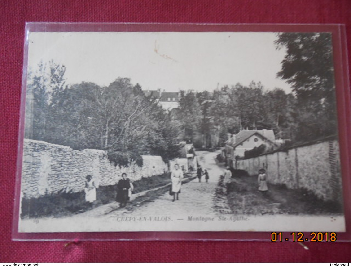 CPA - Crépy-en-Valois - Montagne Sainte-Agathe