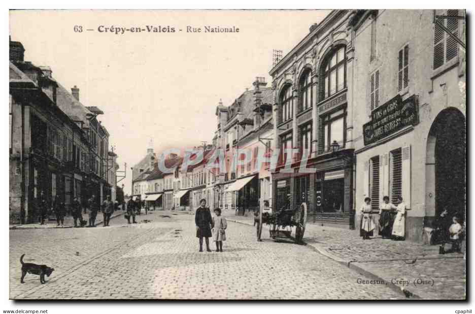 CPA Crepy en Valois Rue nationale