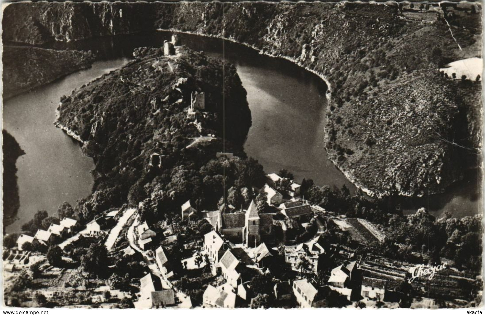 CPA CROZANT La Presqu'Ile de Crozant et ses Ruines (1143738)