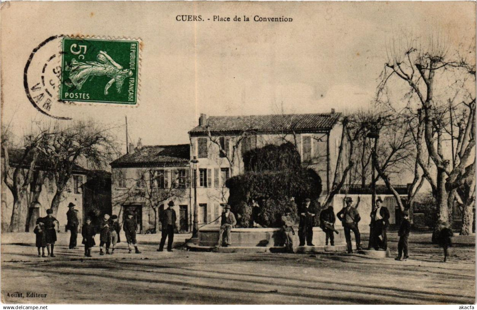 CPA CUERS Place de la Convention (614199)