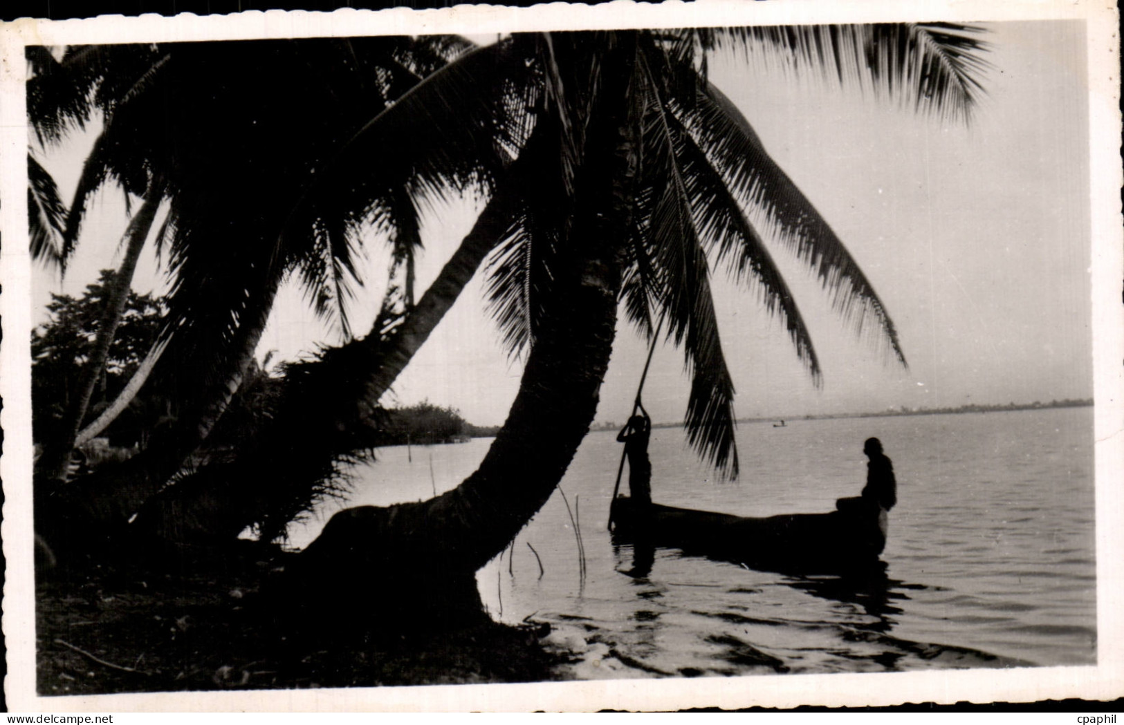 CPA Dahomey Sur la lagune