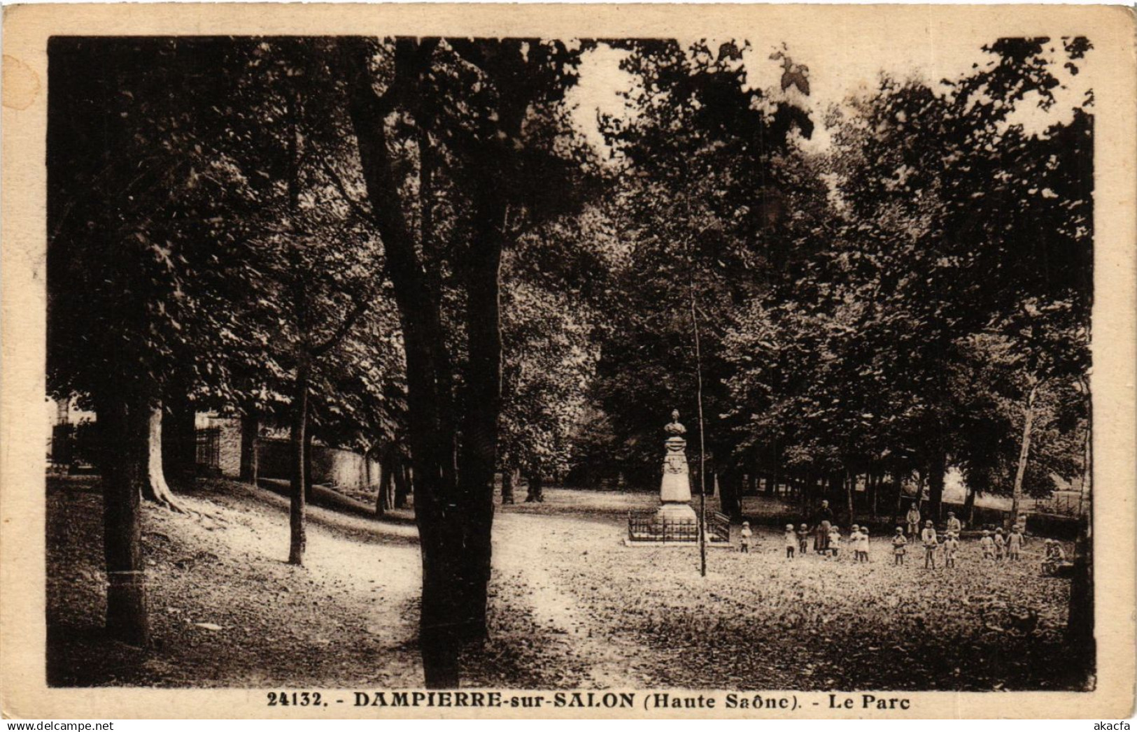 CPA DAMPIERRE-sur-SALON - Le Parc (380129)
