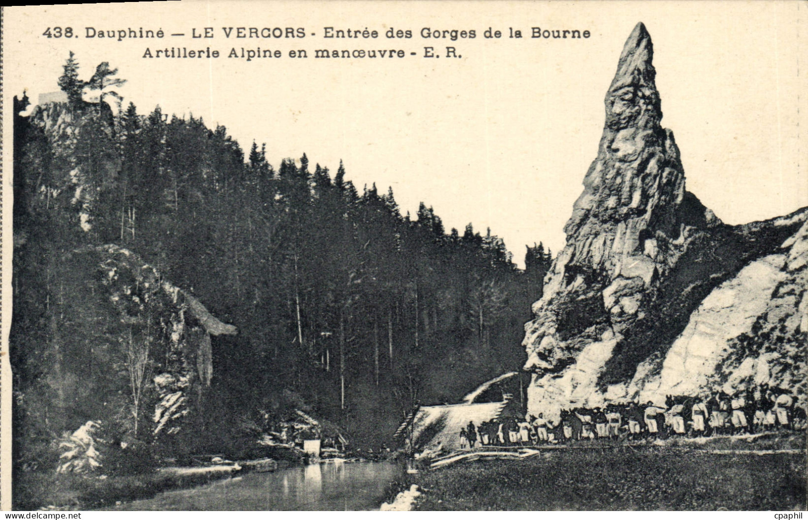 CPA Dauphine le Vercors entree des Gorges de la Bourne Artillerie Alpine en Manoeuvre Chasseurs Alpi