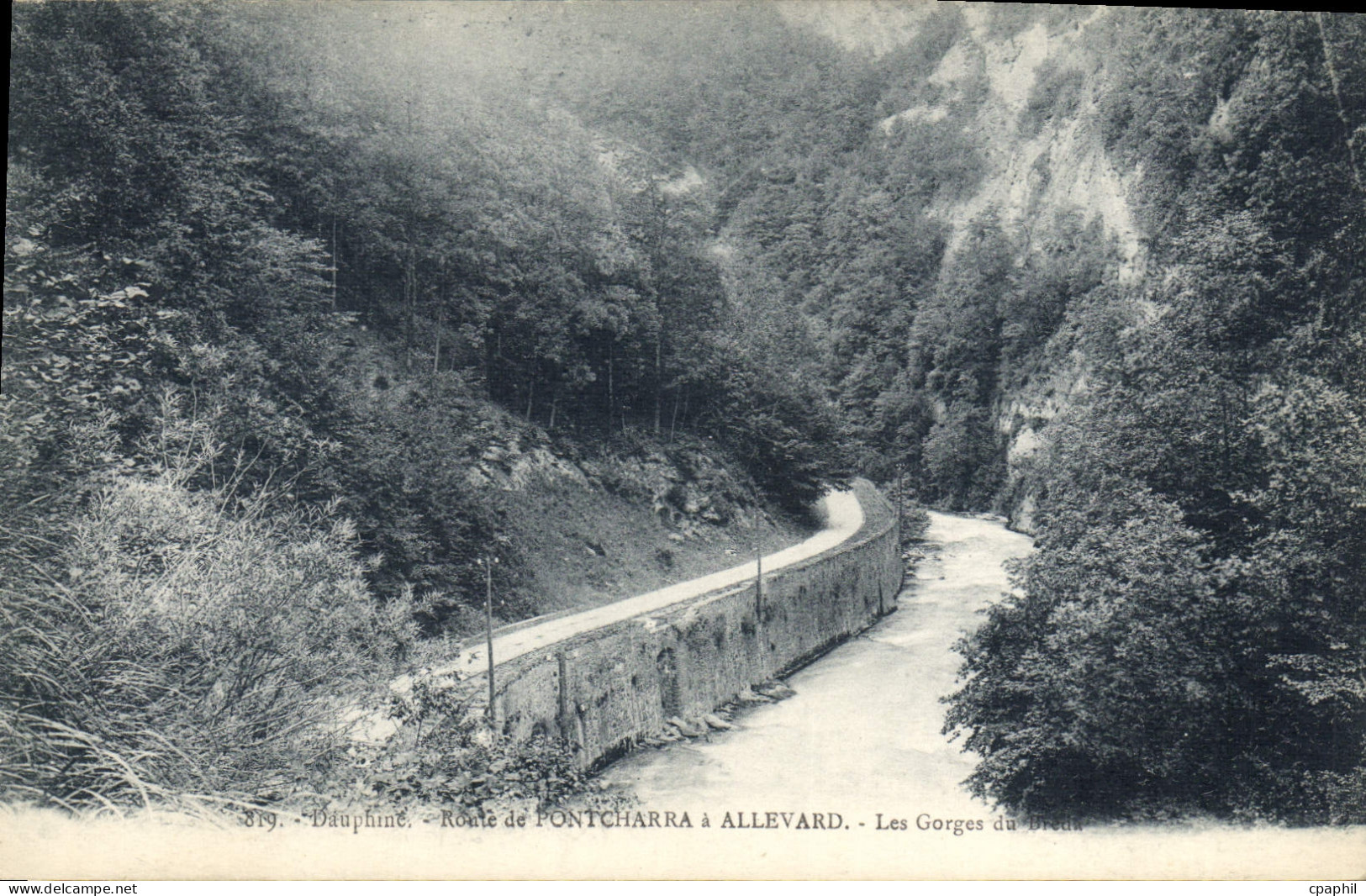 CPA Dauphine Route de Pontcharra a Allevard
