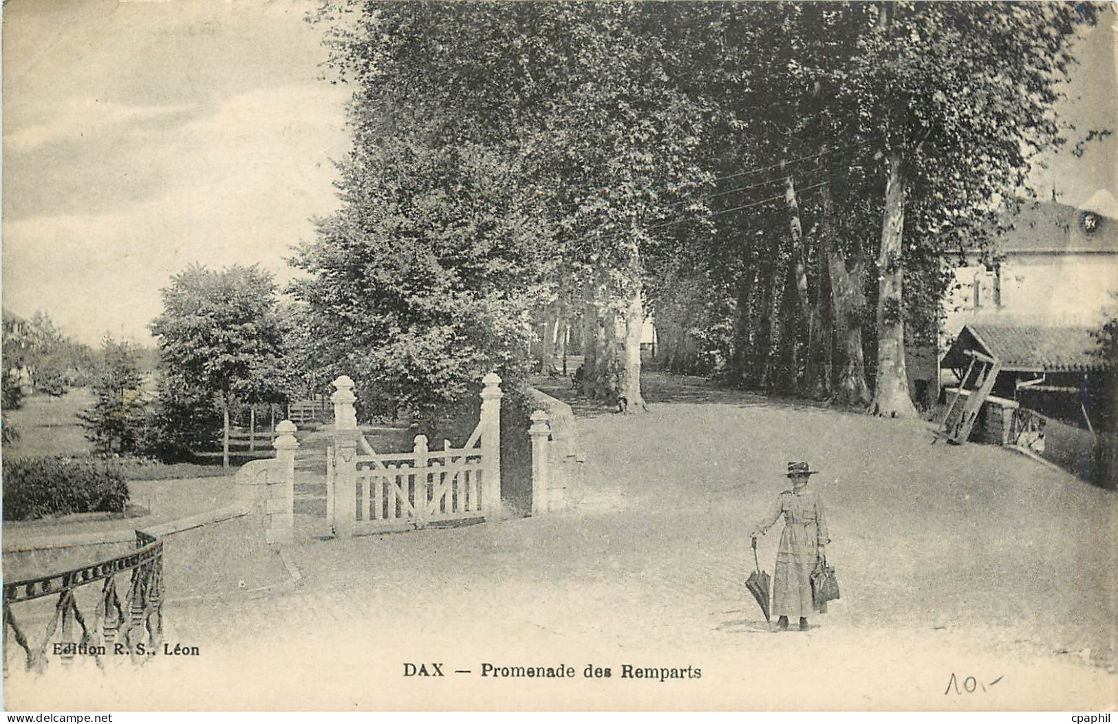 CPA Dax Promenade des Remparts