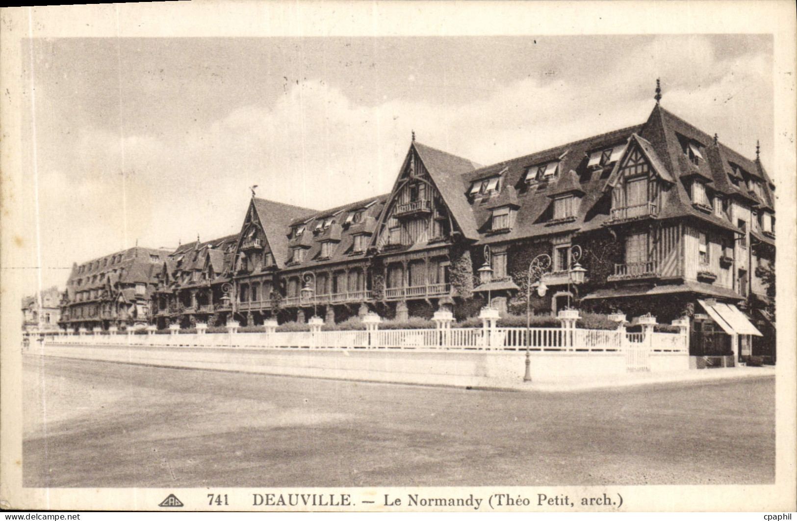 CPA Deauville Le Normandy