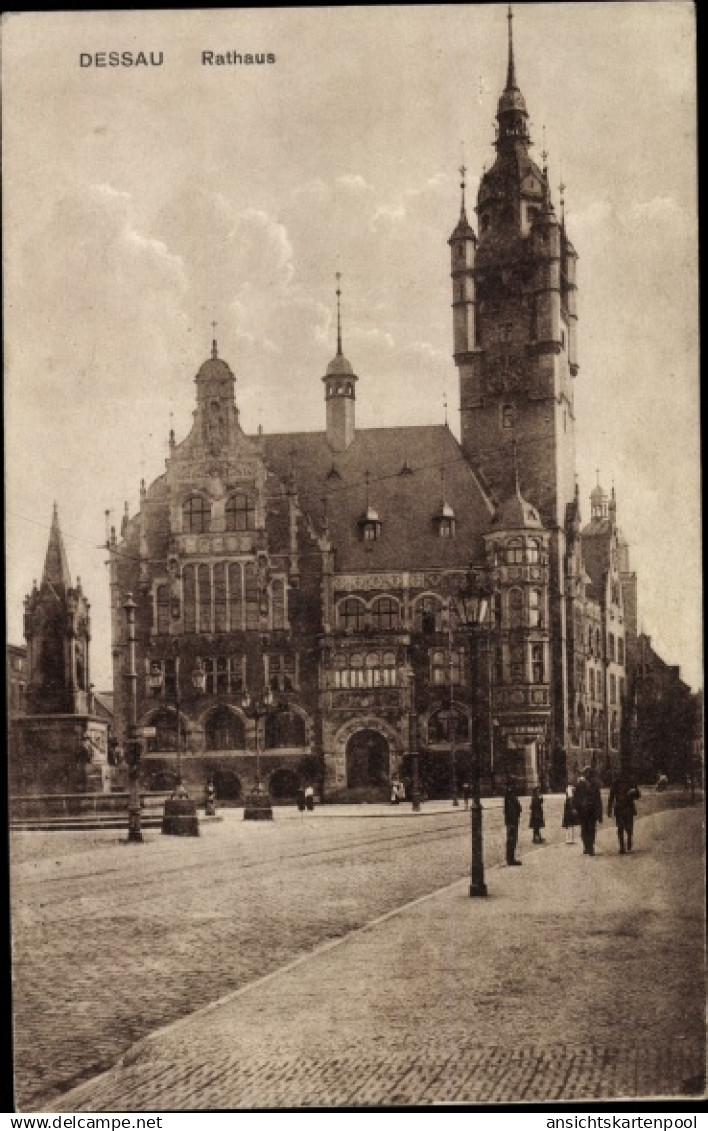 CPA Dessau in Saxe Anhalt, Rathaus