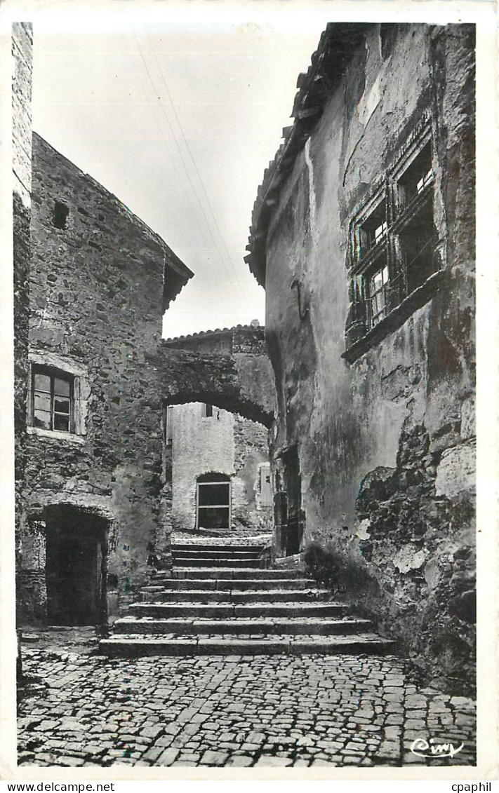 CPA Dieulefit Drome Vieille Rue de la Viale