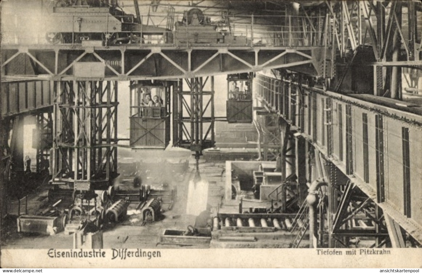 CPA Differdange Differdingen Luxembourg, Eisenindustrie, Tiefofen mit Pitzkran