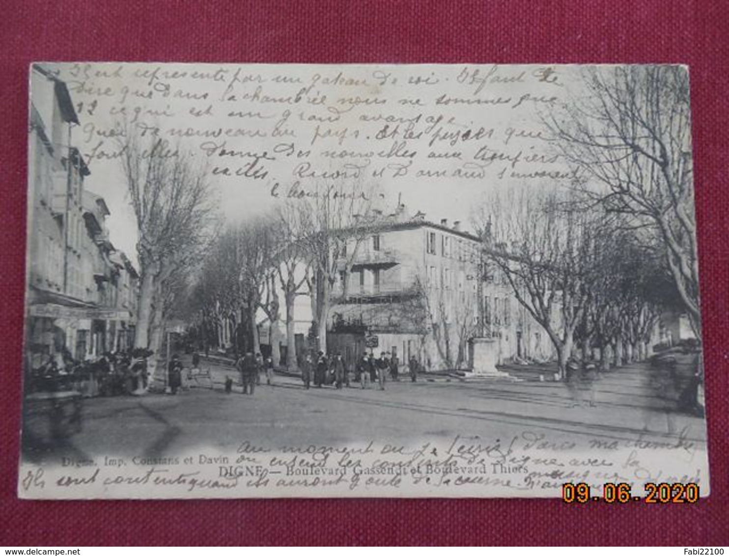 CPA - Digne - Boulevard Gassendi et Boulevard Thiers