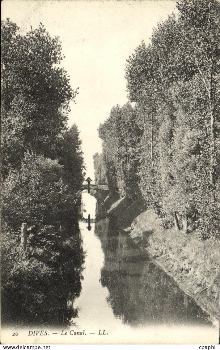 CPA Dives Le Canal