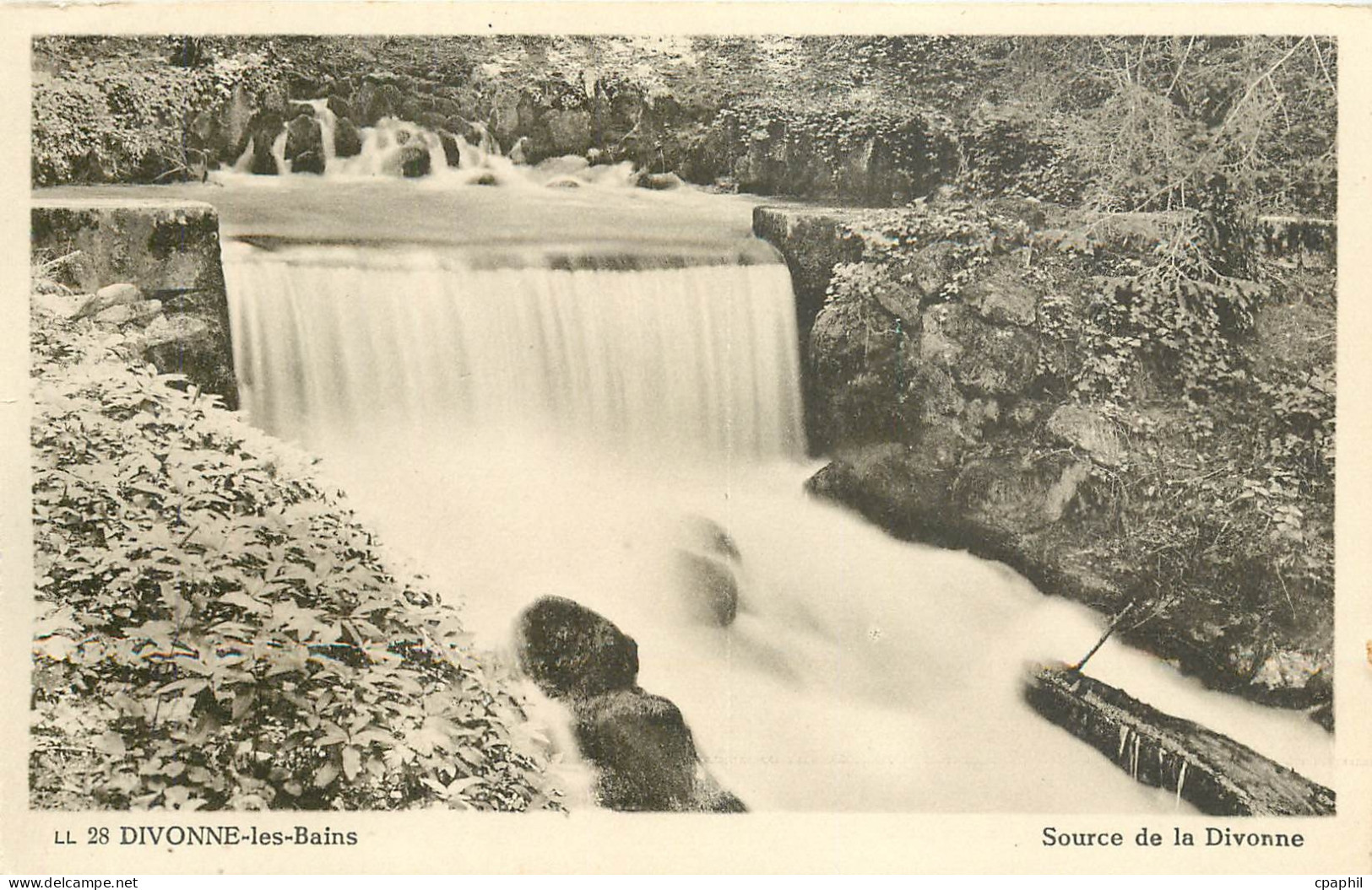 CPA Divonne les Bains Source de la Divonne
