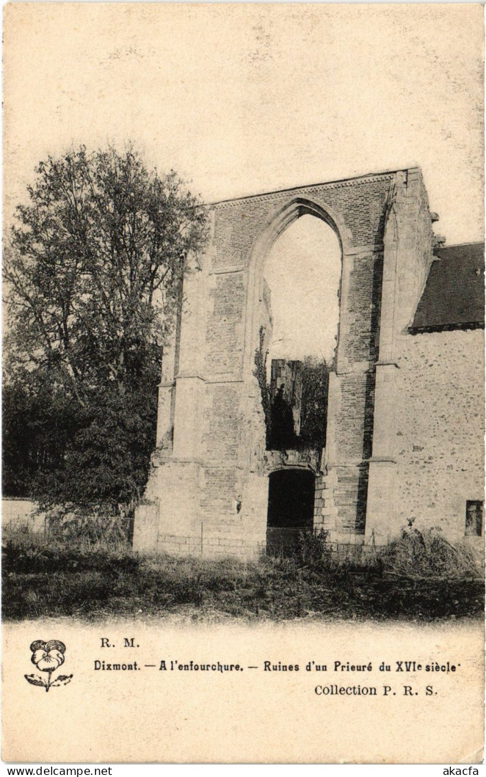 CPA Dixmont Ruines d'un Prieure (1478508)