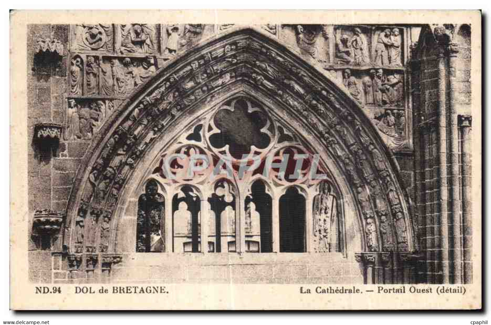 CPA Dol de Bretagne La Cathedrale Portail ouest