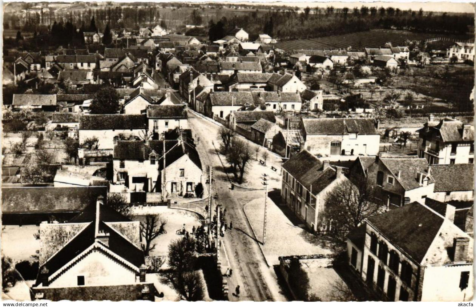 CPA DORDIVES La Mairie les Écoles et Rue de l'Industrie (607495)