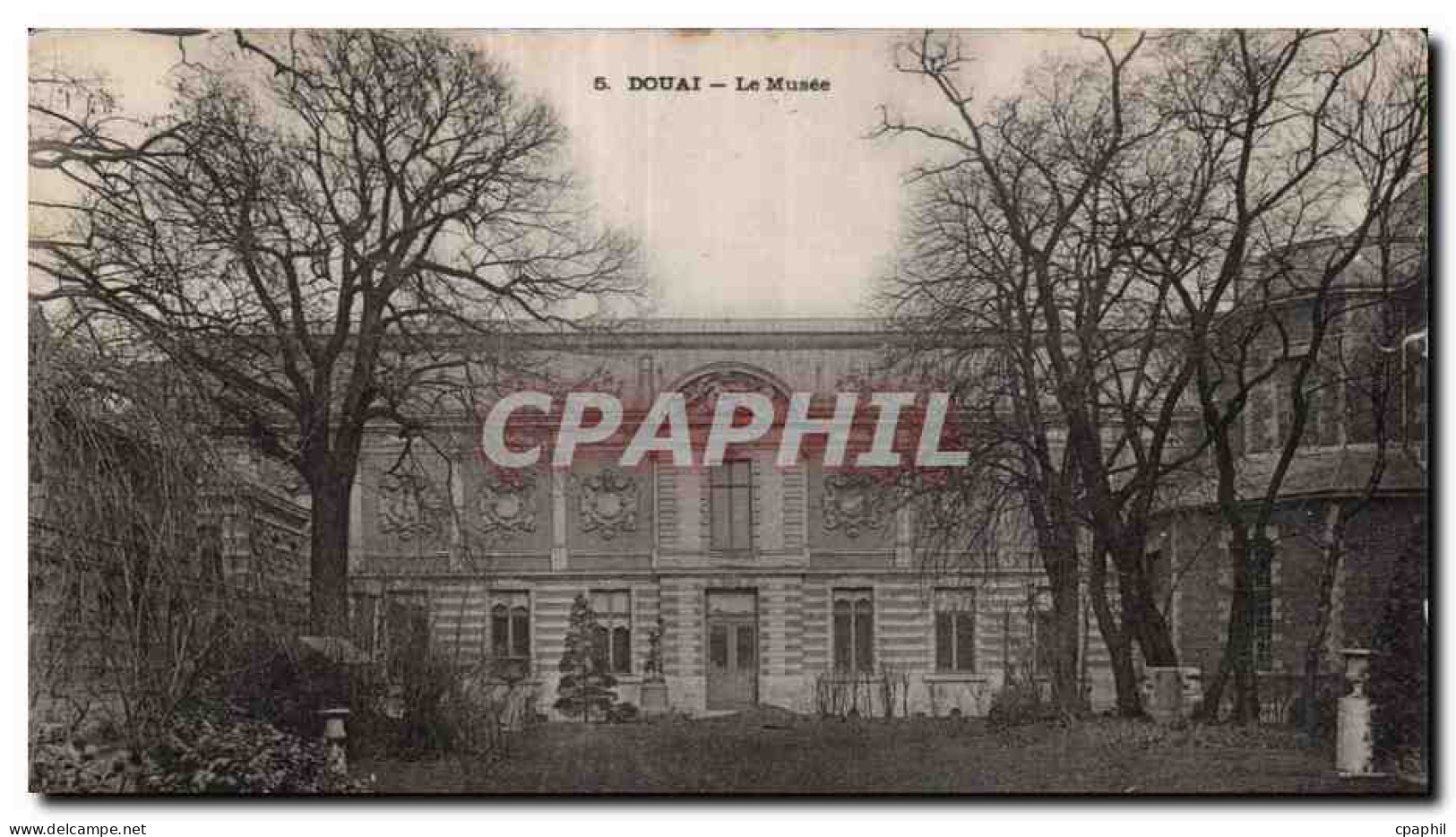 CPA Douai Le Musee