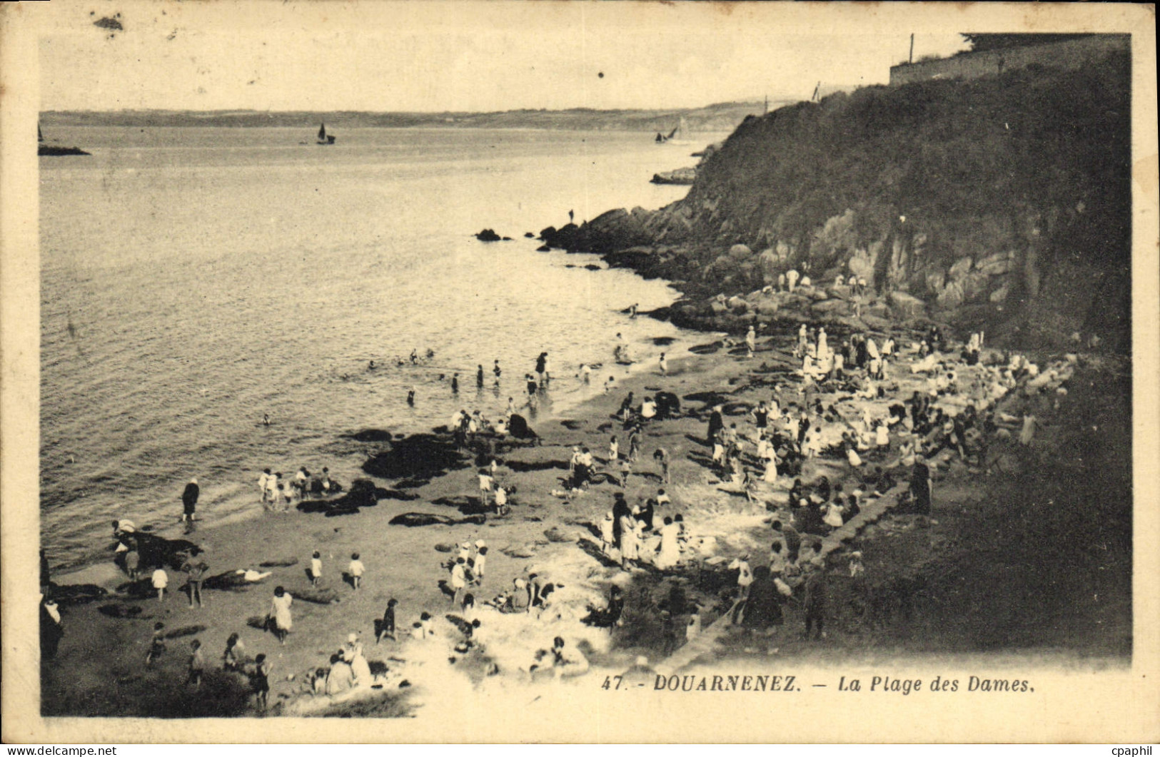 CPA Douarnenez La Plage des Dames