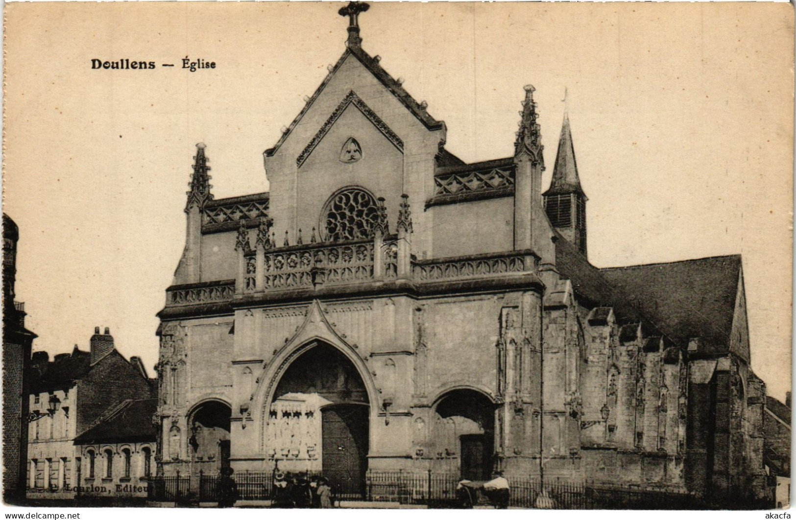 CPA Doullens eglise (1499079)