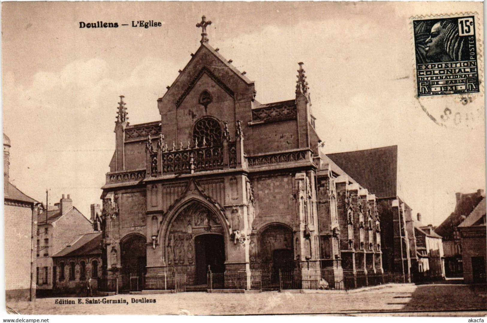 CPA Doullens eglise (1499083)
