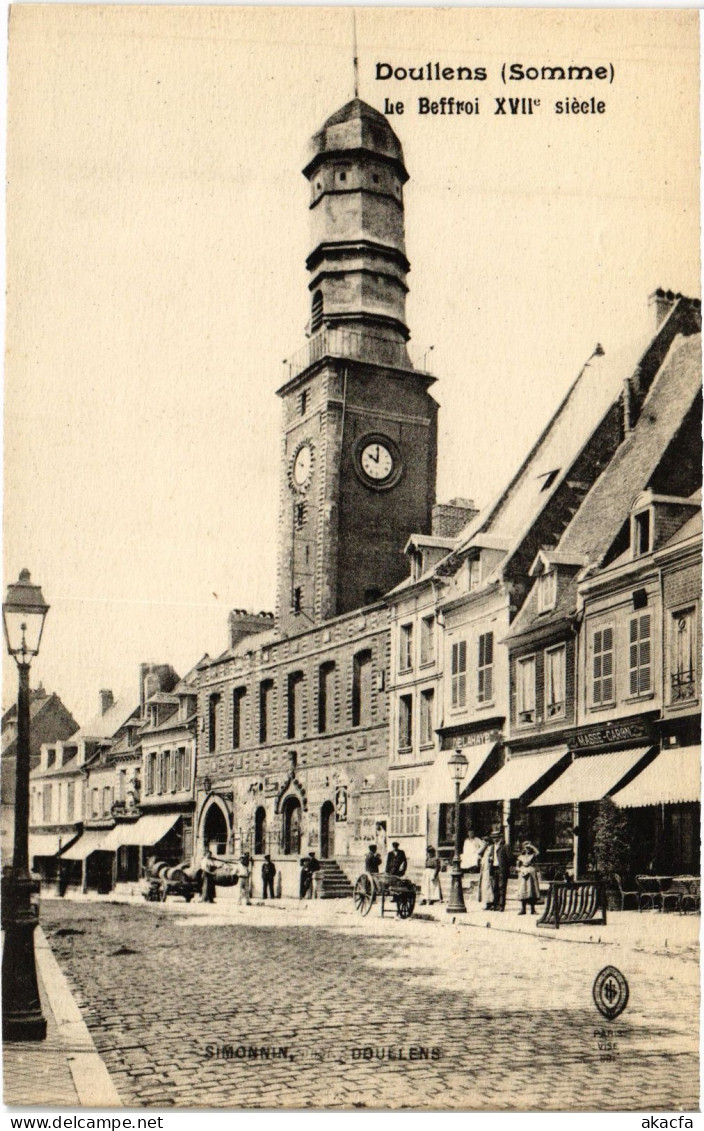 CPA Doullens le Beffroi (1499053)
