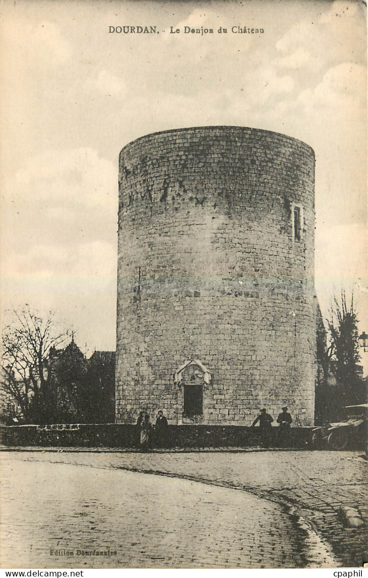 CPA Dourdan Le Donjon du Chateau