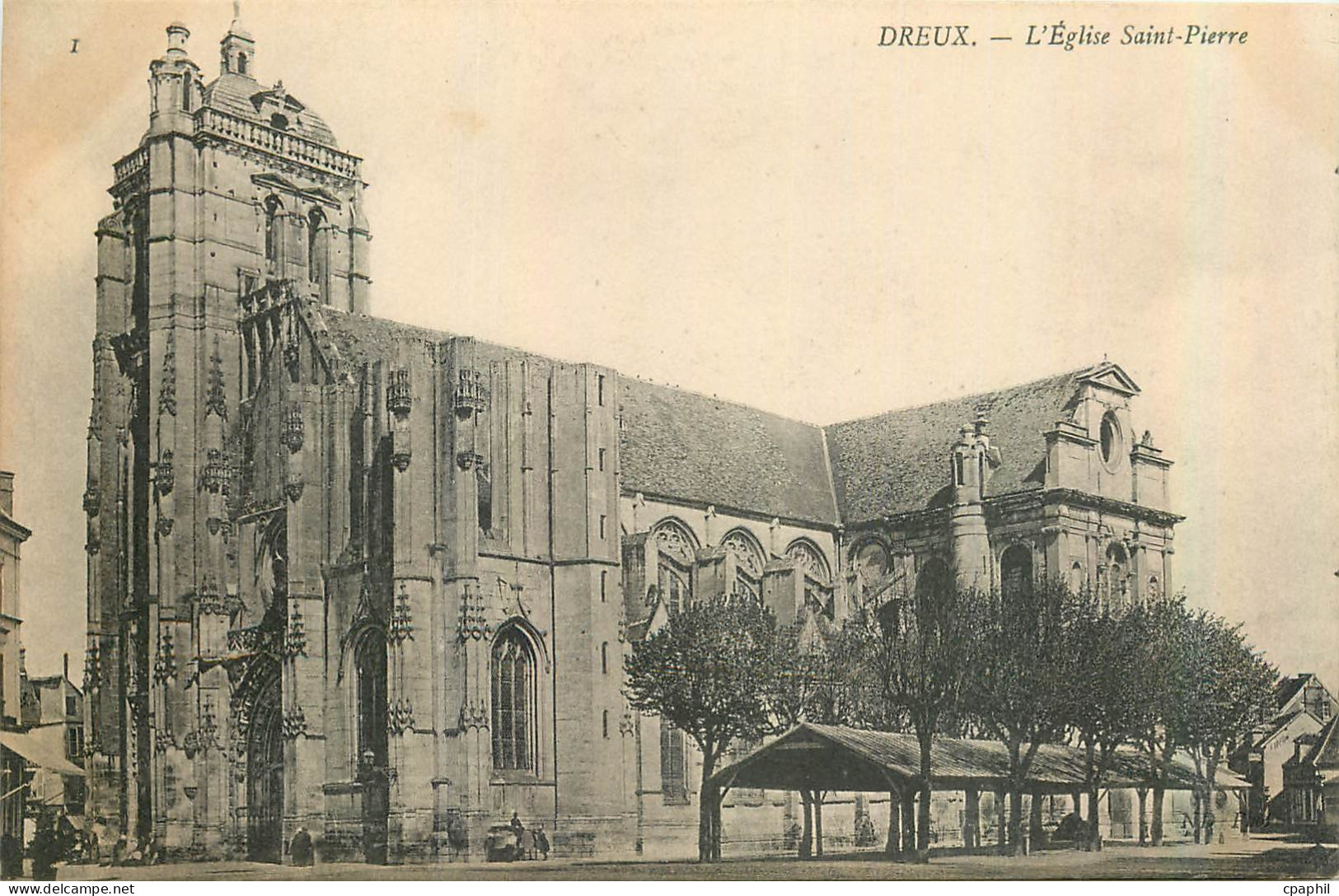 CPA Dreux L'Eglise Saint Pierre