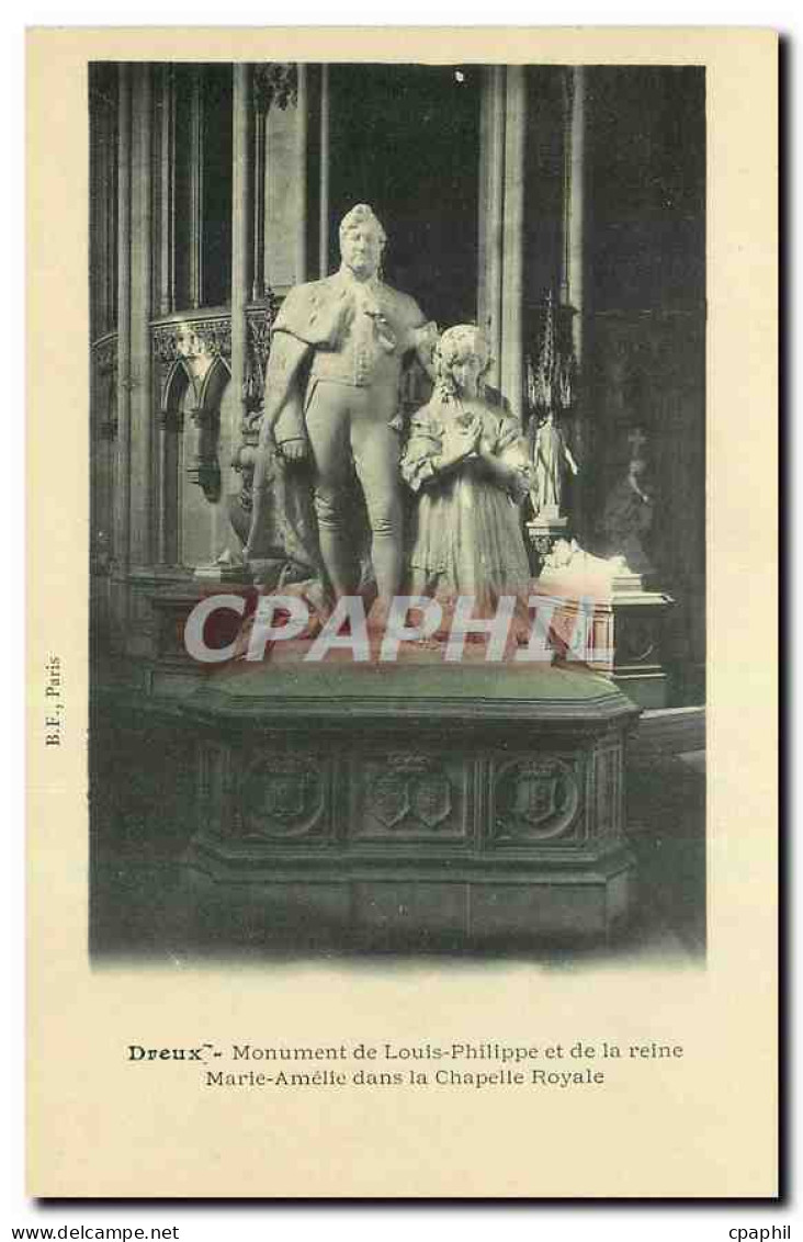 CPA Dreux Monument de Louis Philippe et de la reine Marie Amelle dans la Chapelle Royale