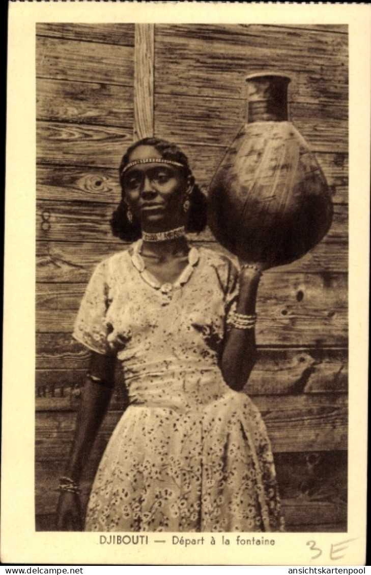 CPA Dschibuti, Wasserträgerin