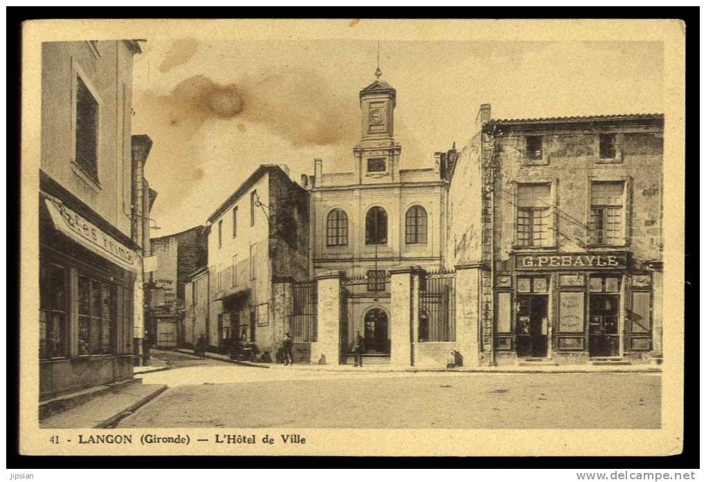 Cpa du  33  Langon l' Hôtel de Ville    KA3